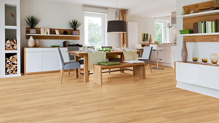 4mm Cushion Vinyl Planks 228 mm width - Image 1